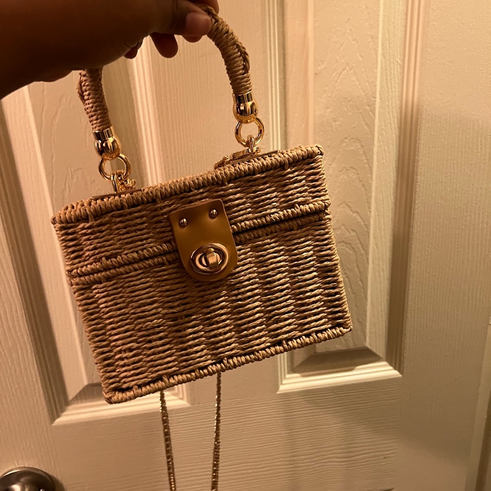 Straw crossbody